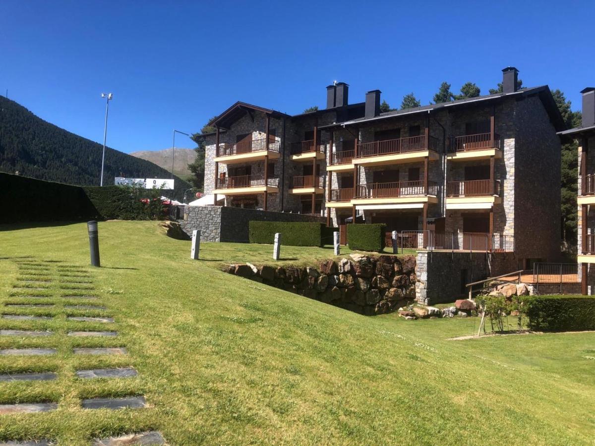 阿尔普Panoramic Residencia Pista Llarga公寓 外观 照片
