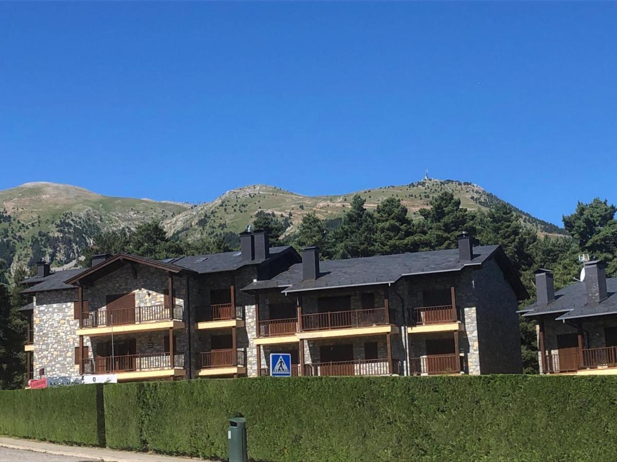 阿尔普Panoramic Residencia Pista Llarga公寓 外观 照片